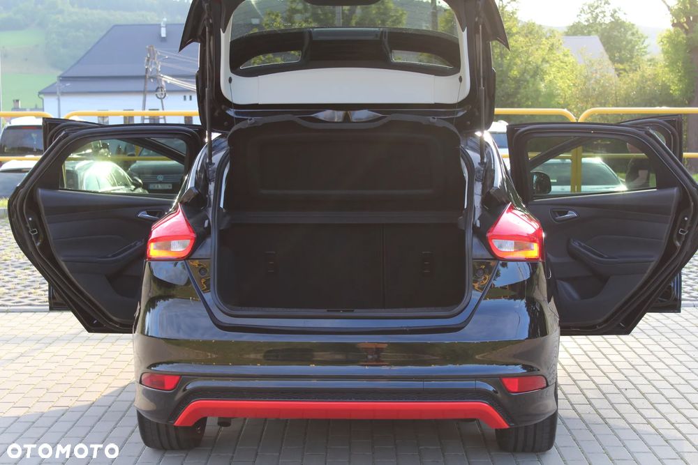Ford Focus 1.0 EcoBoost ST-Line Black ASS - 16