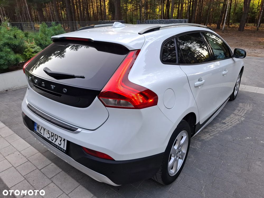 Volvo V40 Cross Country D3 Drive-E Dynamic Edition - 24