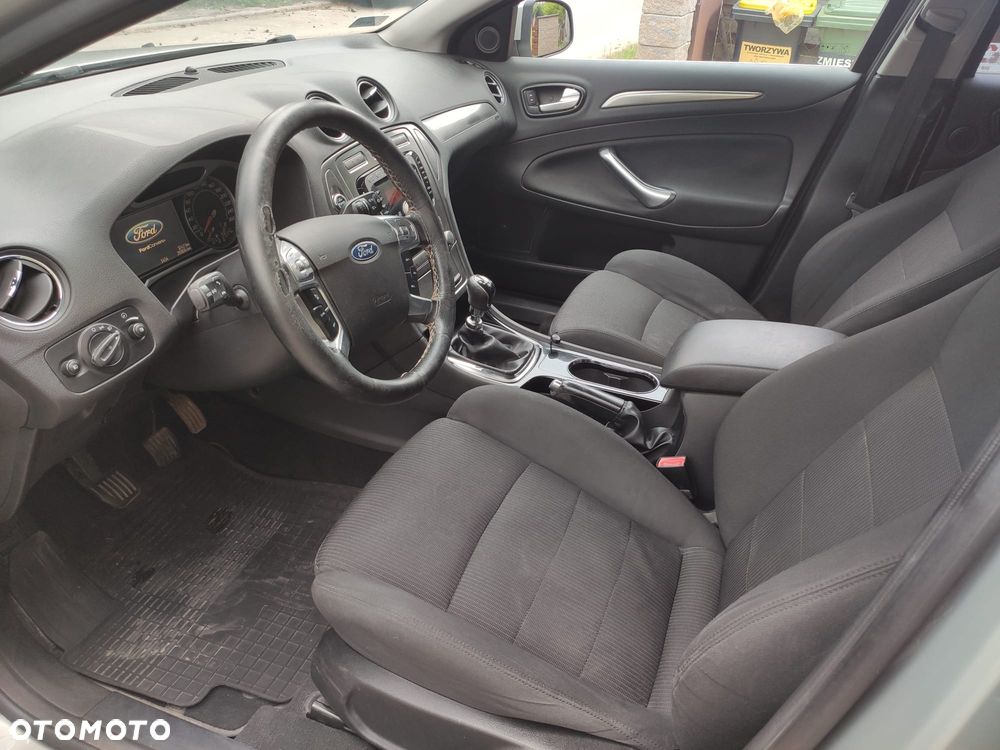 Ford Mondeo 2.0 TDCi Ambiente - 7