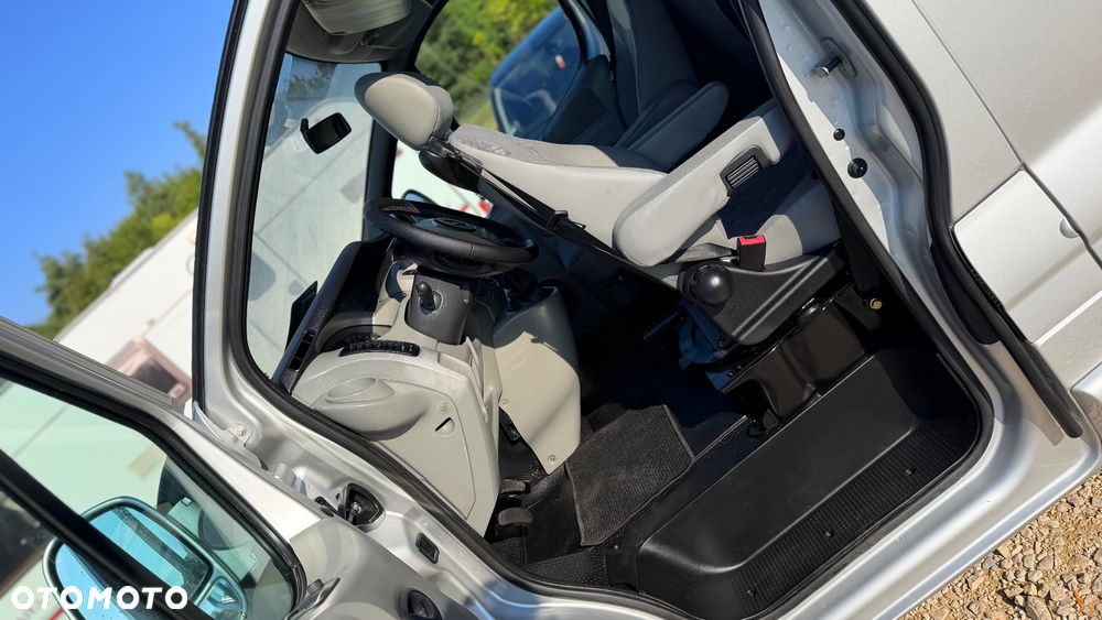 Opel Vivaro - 28