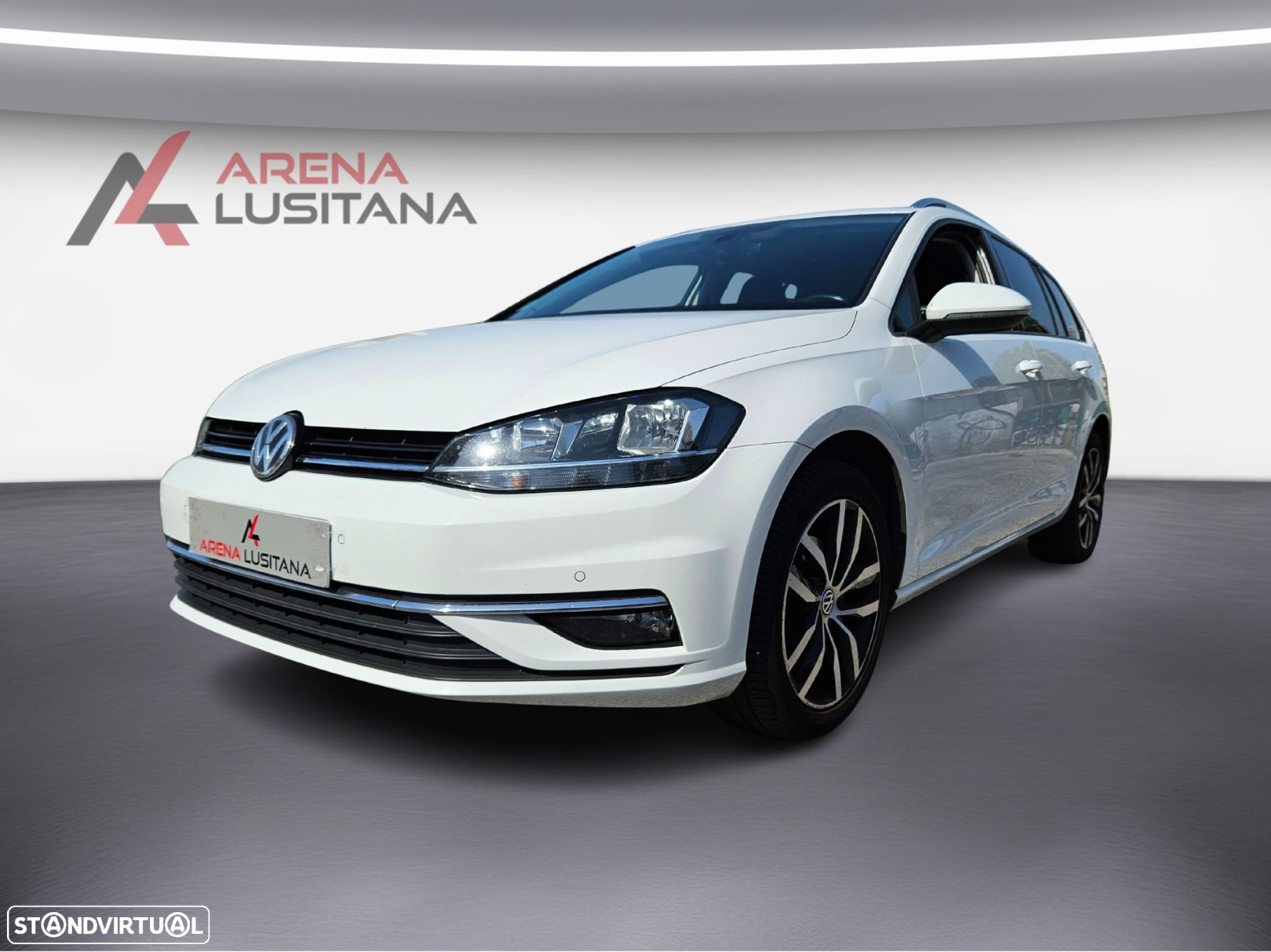 VW Golf Variant 1.6 TDi Confortline - 4