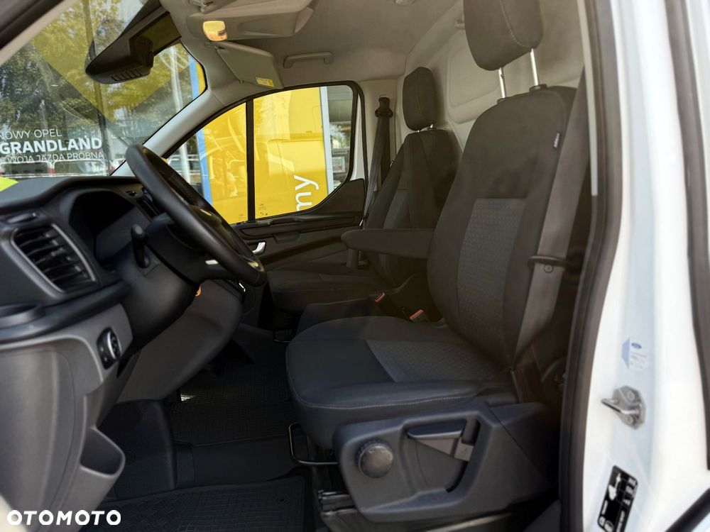 Ford TRANSIT CUSTOM - 13