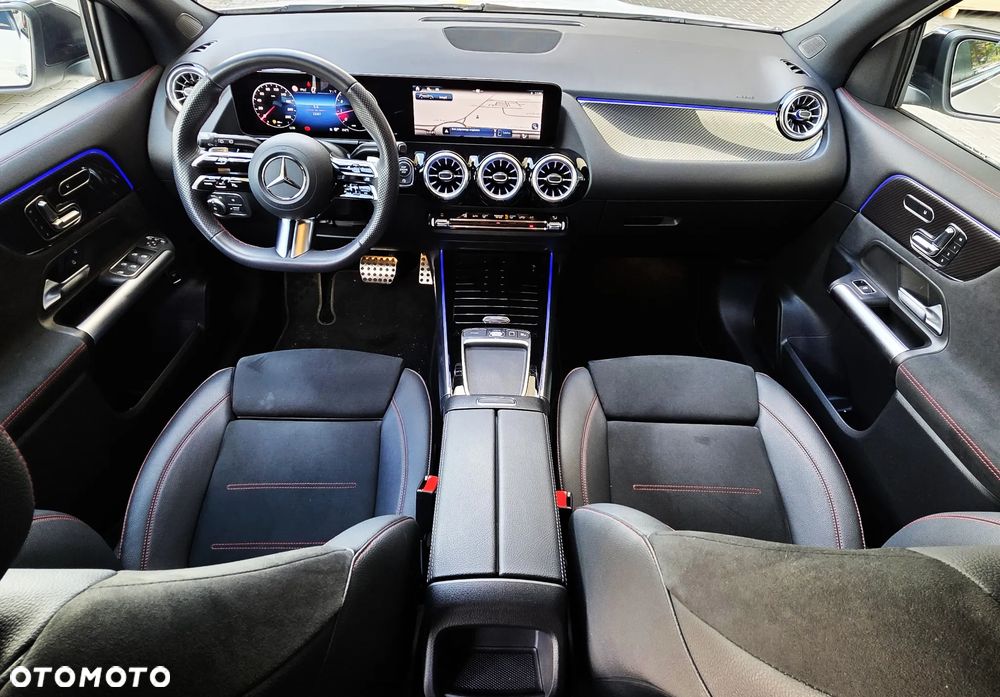 Mercedes-Benz GLA 200 AMG Line - 9