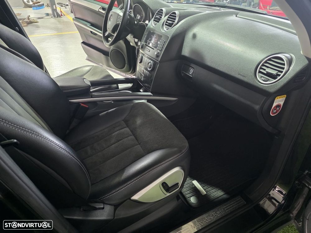 Mercedes-Benz ML 320 CDi - 18