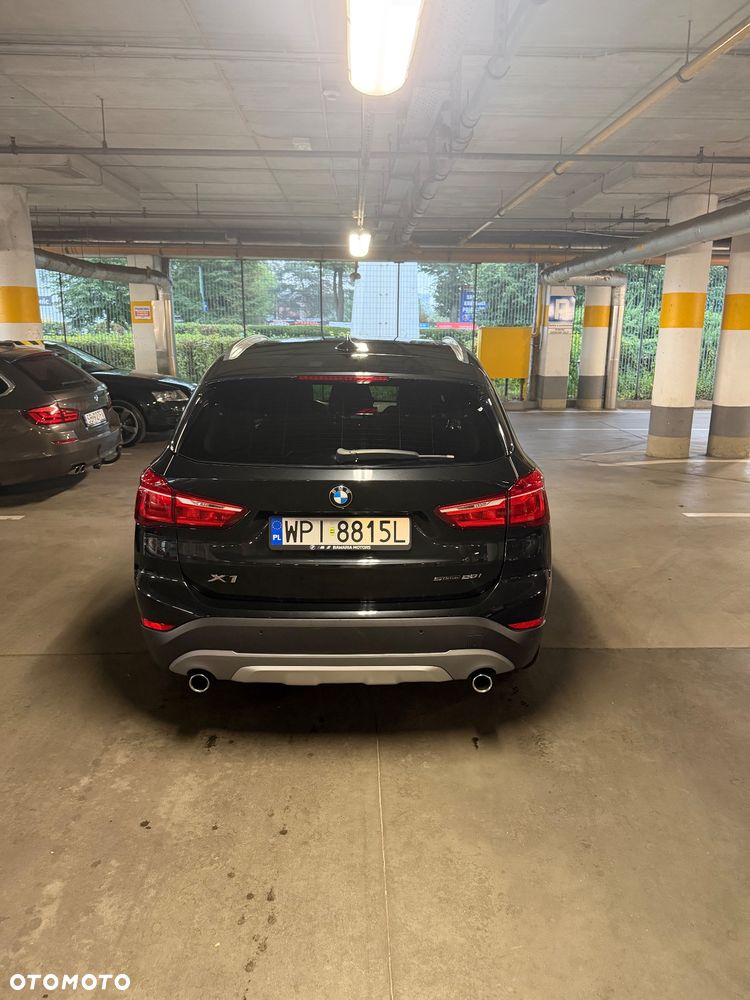 BMW X1 xDrive25i GPF Advantage - 7