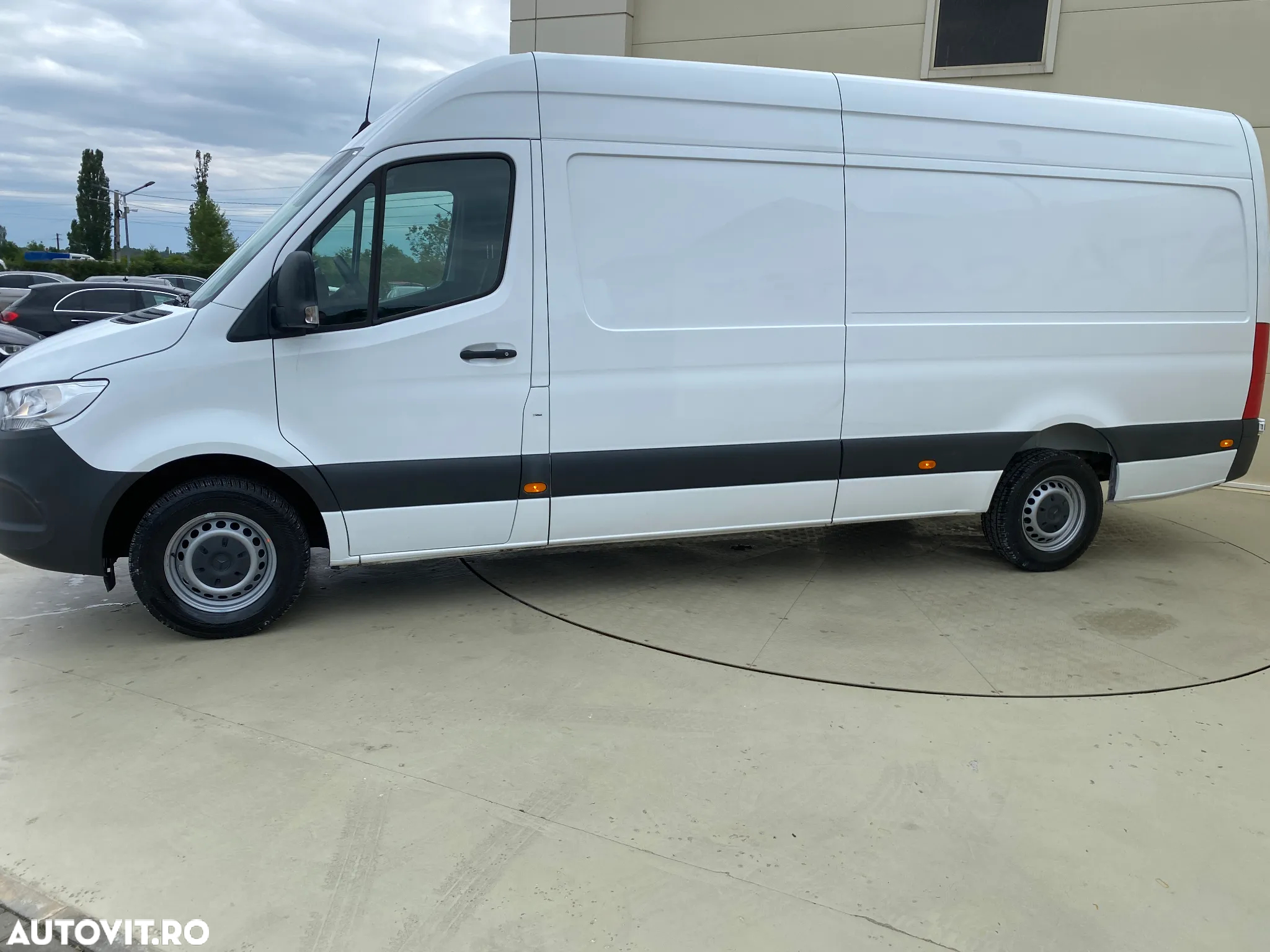 Mercedes-Benz Sprinter 319CDI LUNG AUTOMAT - 10
