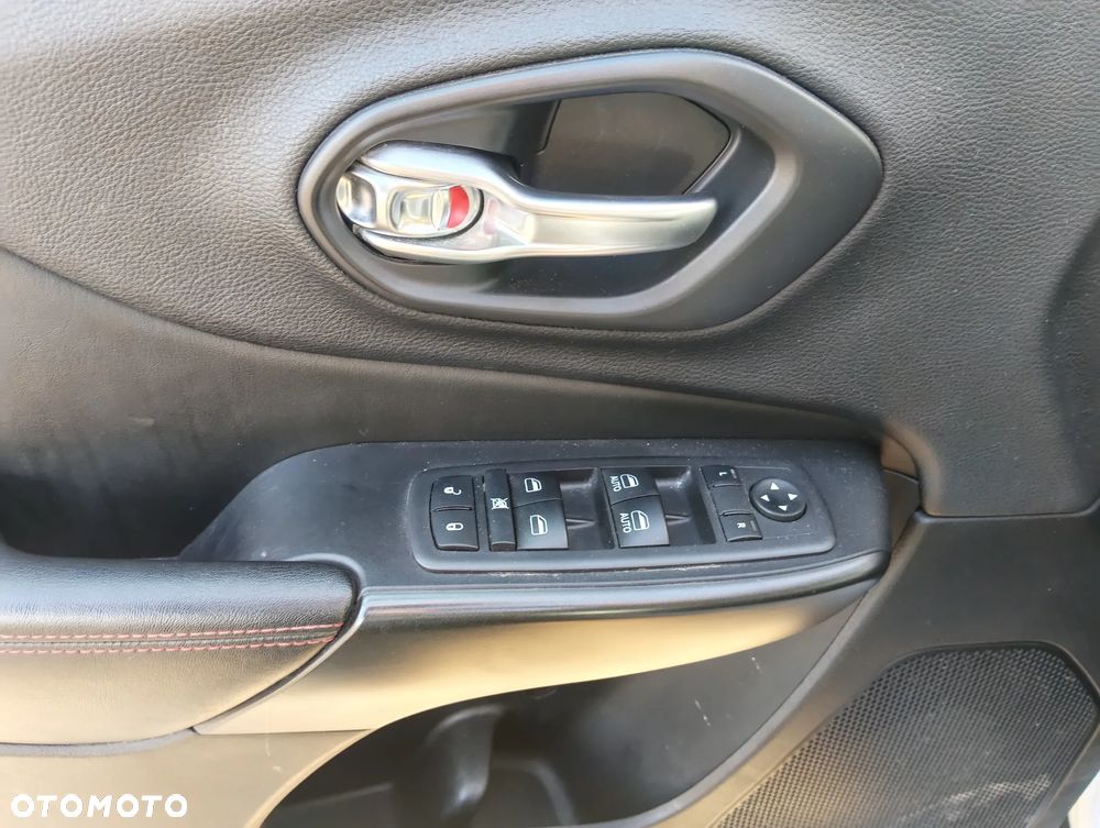 Jeep Cherokee 3.2 V6 Pentastar Active Drive Lock Autom Trailhawk - 13