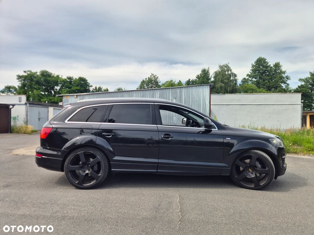 Audi Q7 - 11