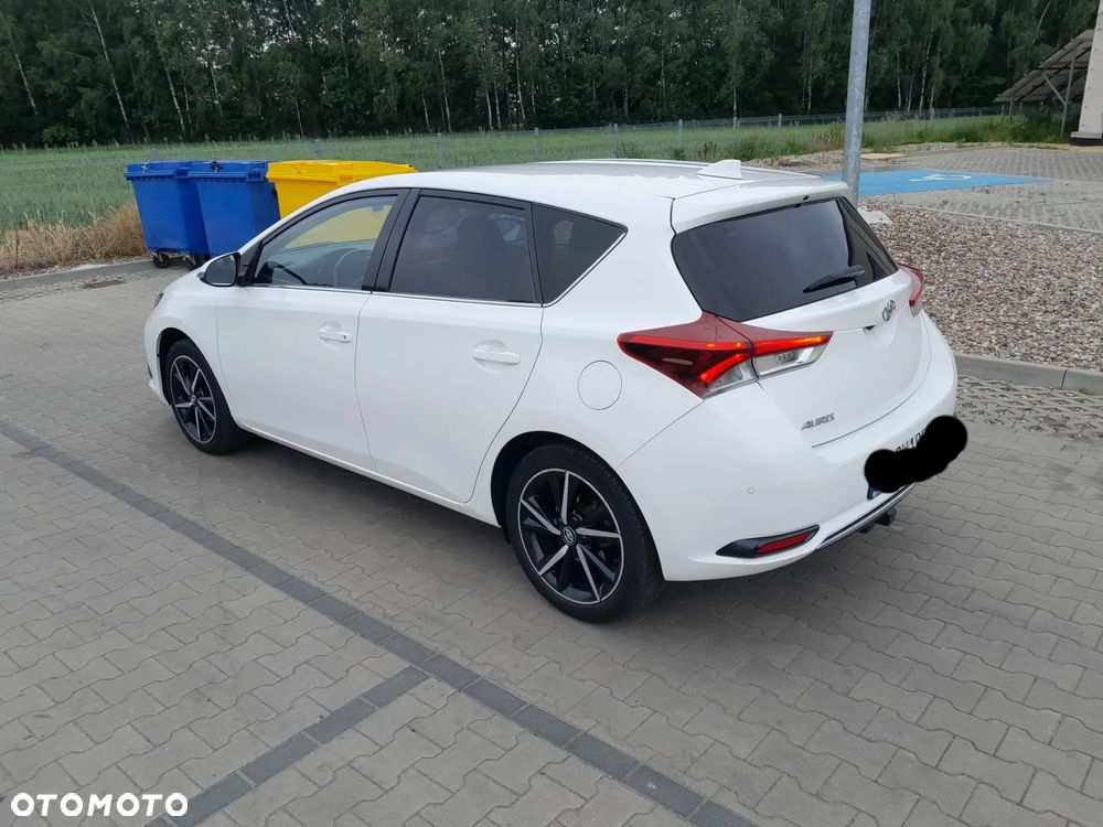 Toyota Auris 1.6 Prestige - 2