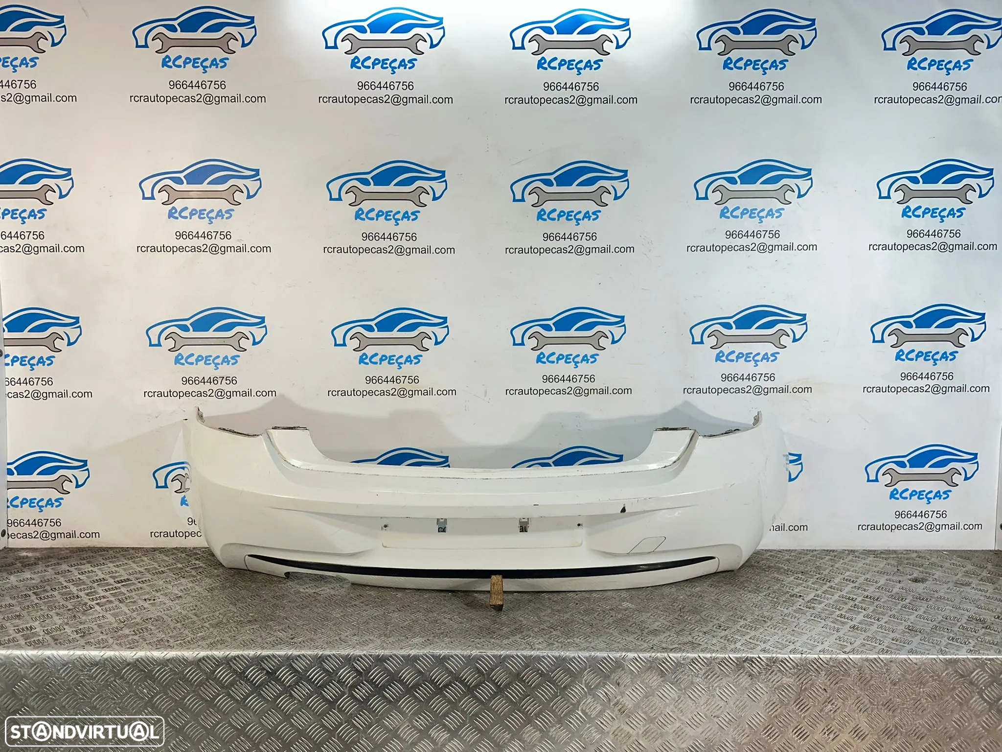 .Parachoques Traseiro Original BMW Serie 1 F20 5 Portas F21 3 Portas Sport 2011 - 2015 - 2