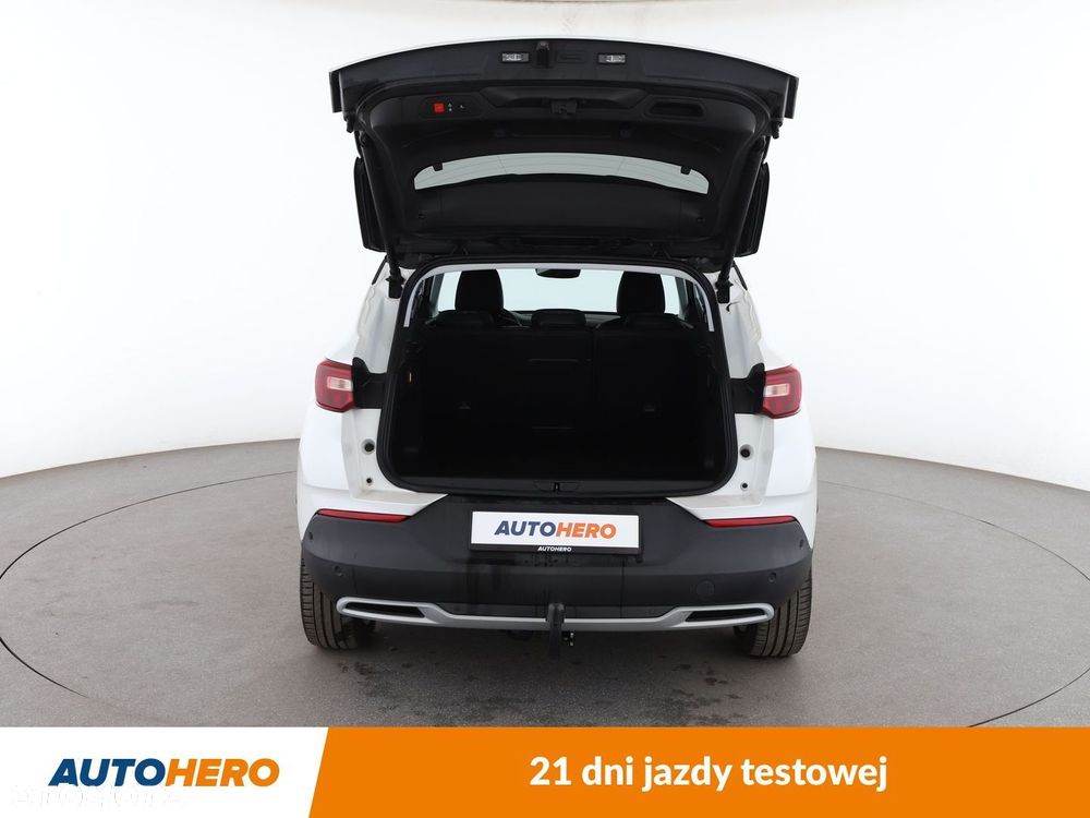Opel Grandland X - 16