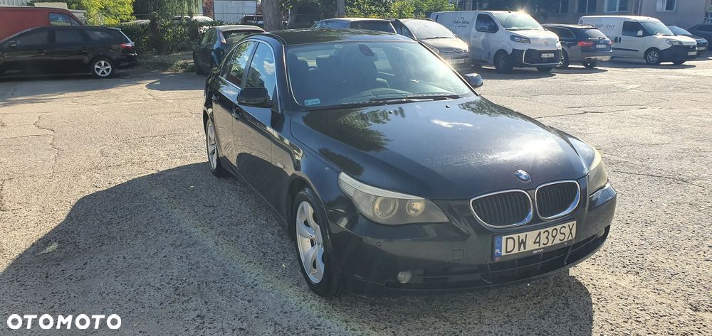 BMW Seria 5 520d - 24