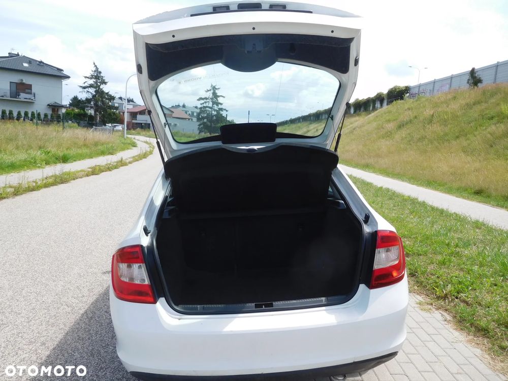 Skoda RAPID 1.2 Active Max - 12