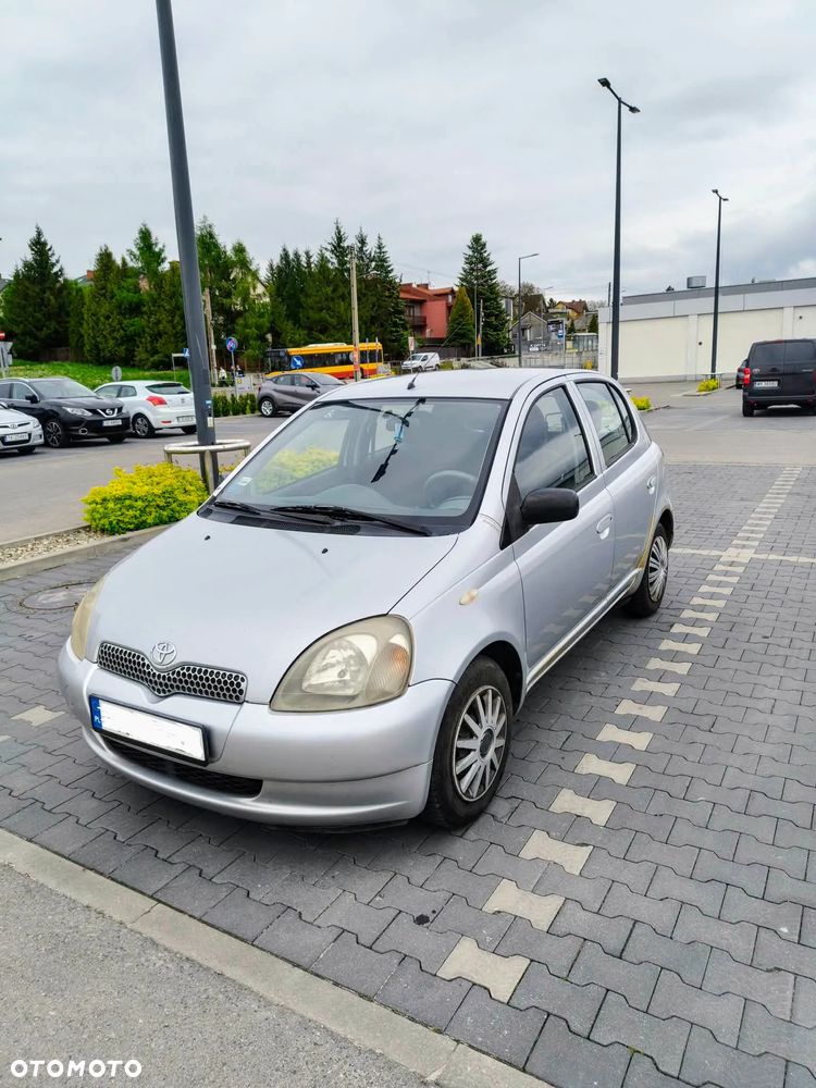 Toyota Yaris 1.3 Luna - 2