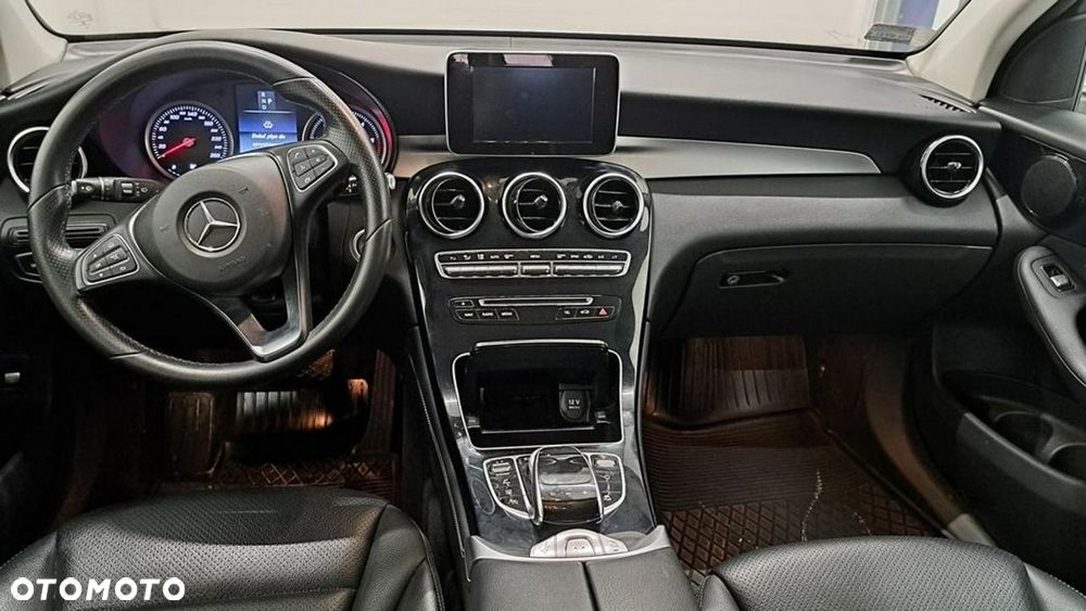 Mercedes-Benz GLC - 8