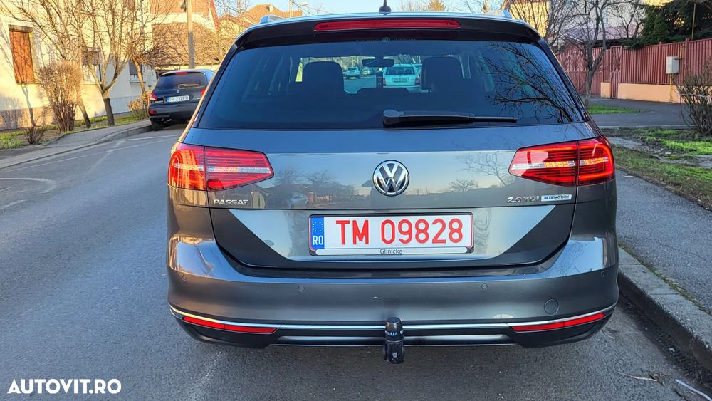 Volkswagen Passat - 15