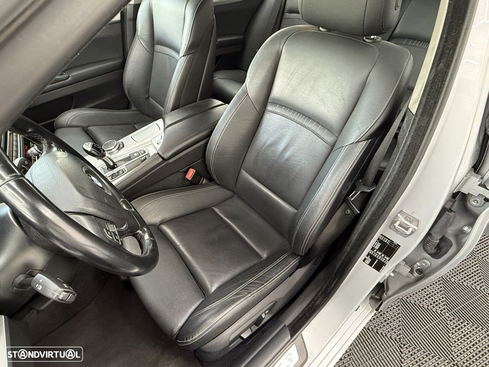 BMW 525 d Line Luxury Auto - 15