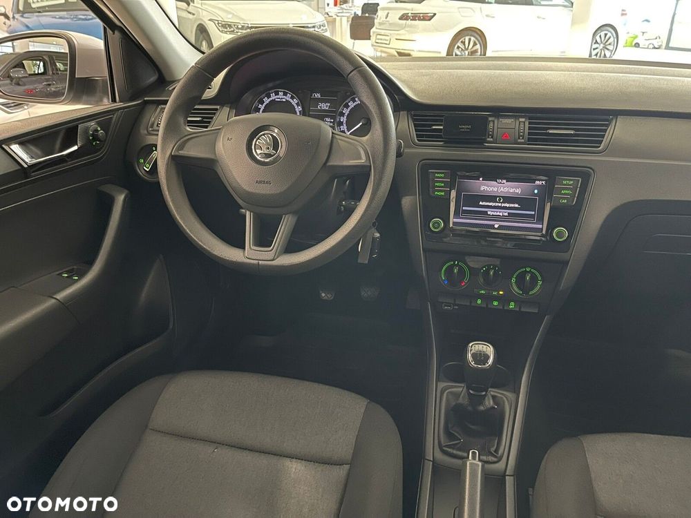 Skoda RAPID - 14