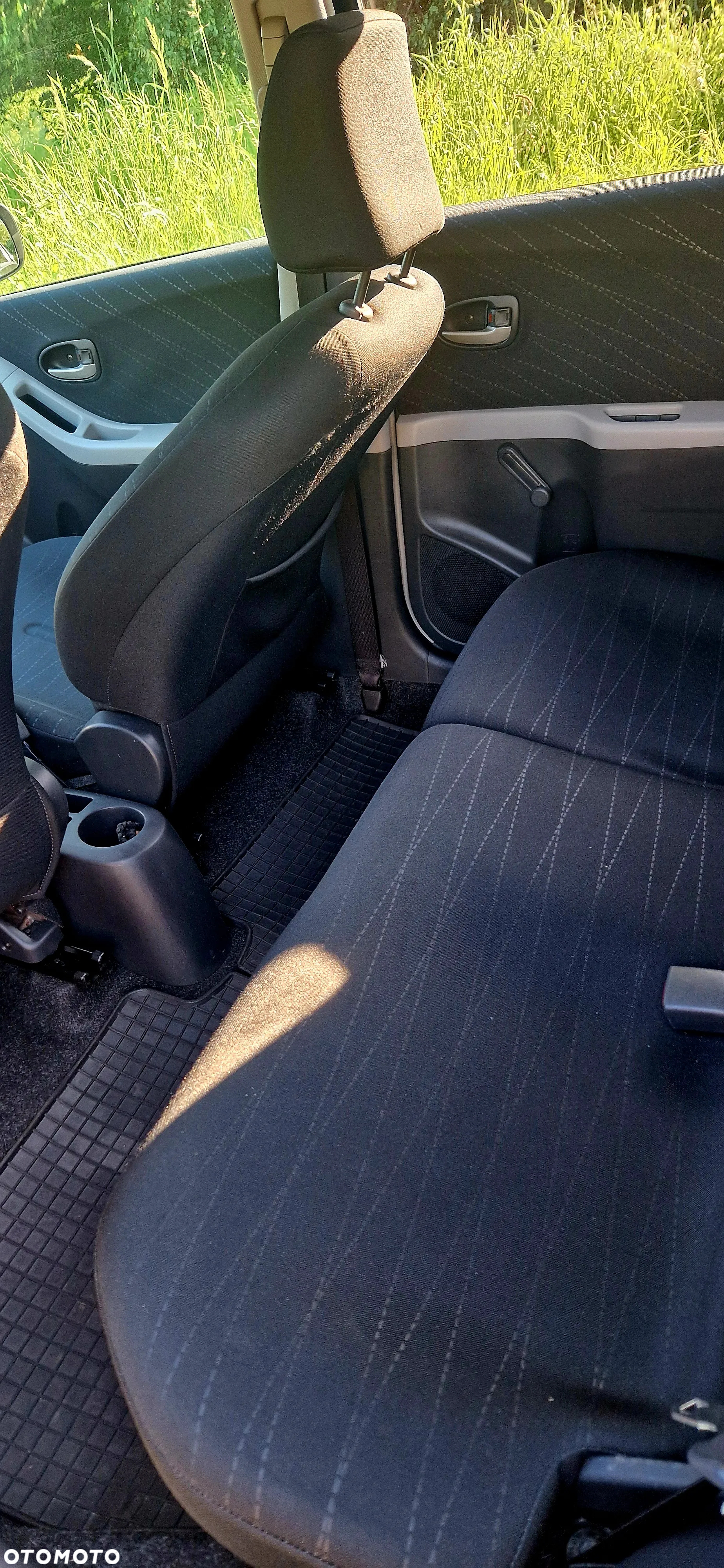 Toyota Yaris - 13