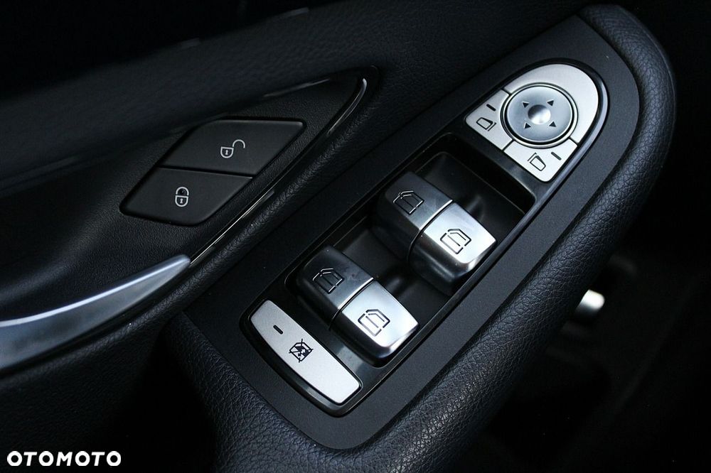 Mercedes-Benz Klasa C 200 d 9G-TRONIC Exclusive - 22