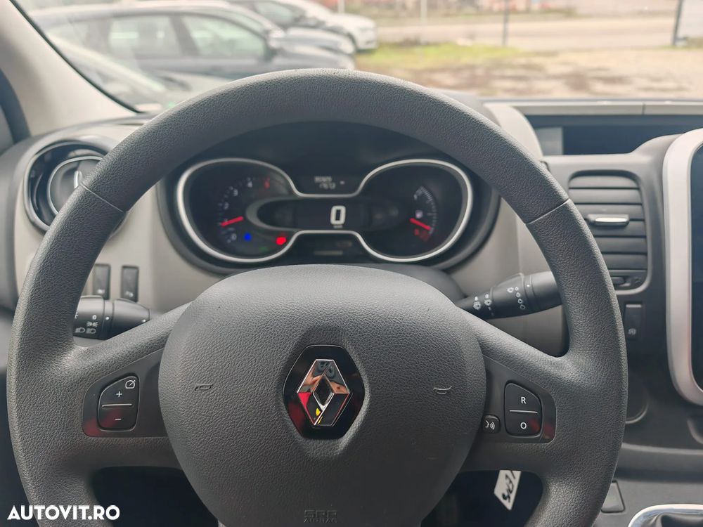 Renault Trafic ENERGY dCi 125 Combi Expression - 10