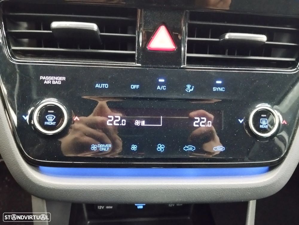 Hyundai Ioniq 1.6 GDI PHEV Tech - 35