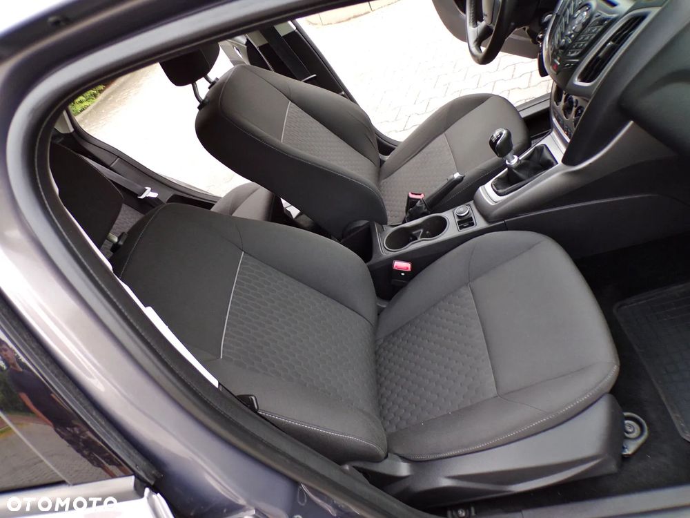 Ford Focus 1.6 TDCi Edition - 24