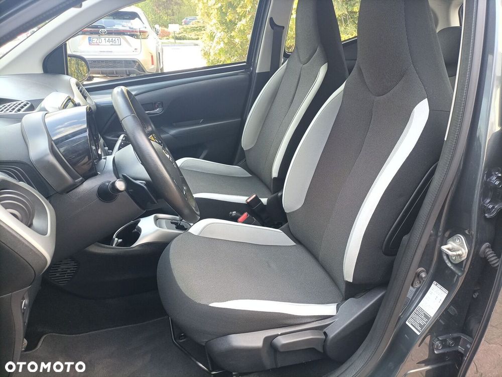 Toyota Aygo - 10