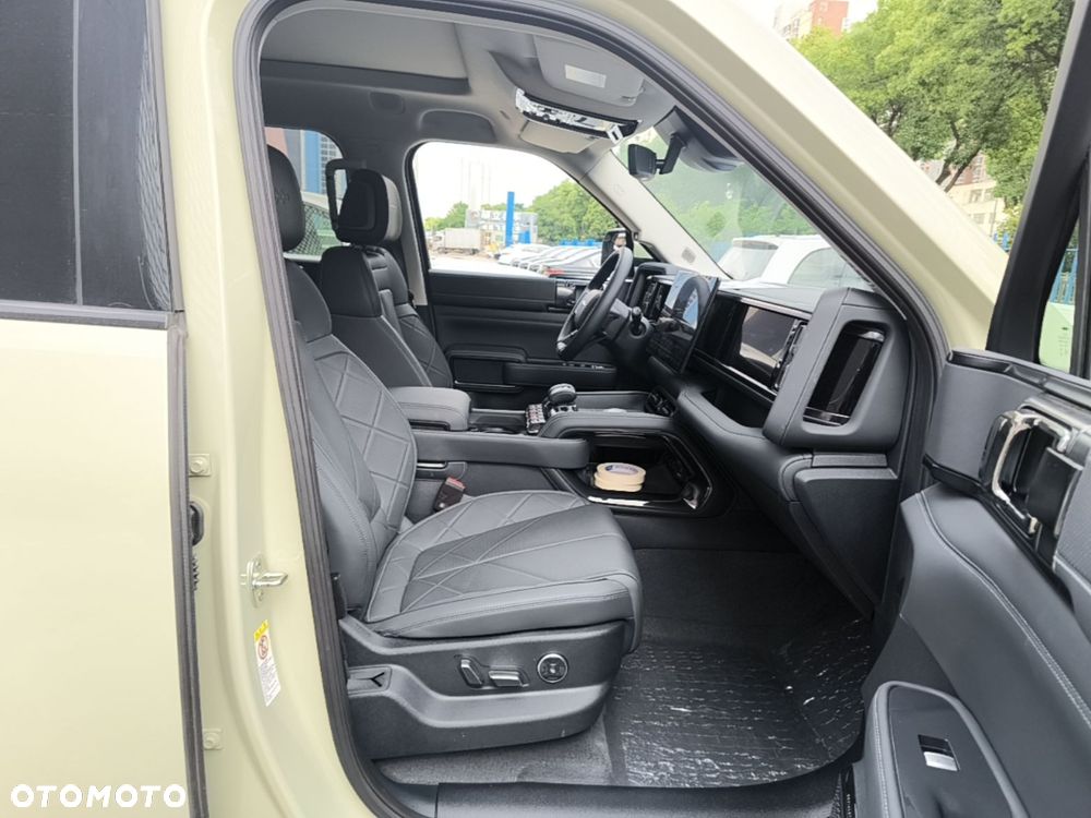 BYD Leopard 5 - 19