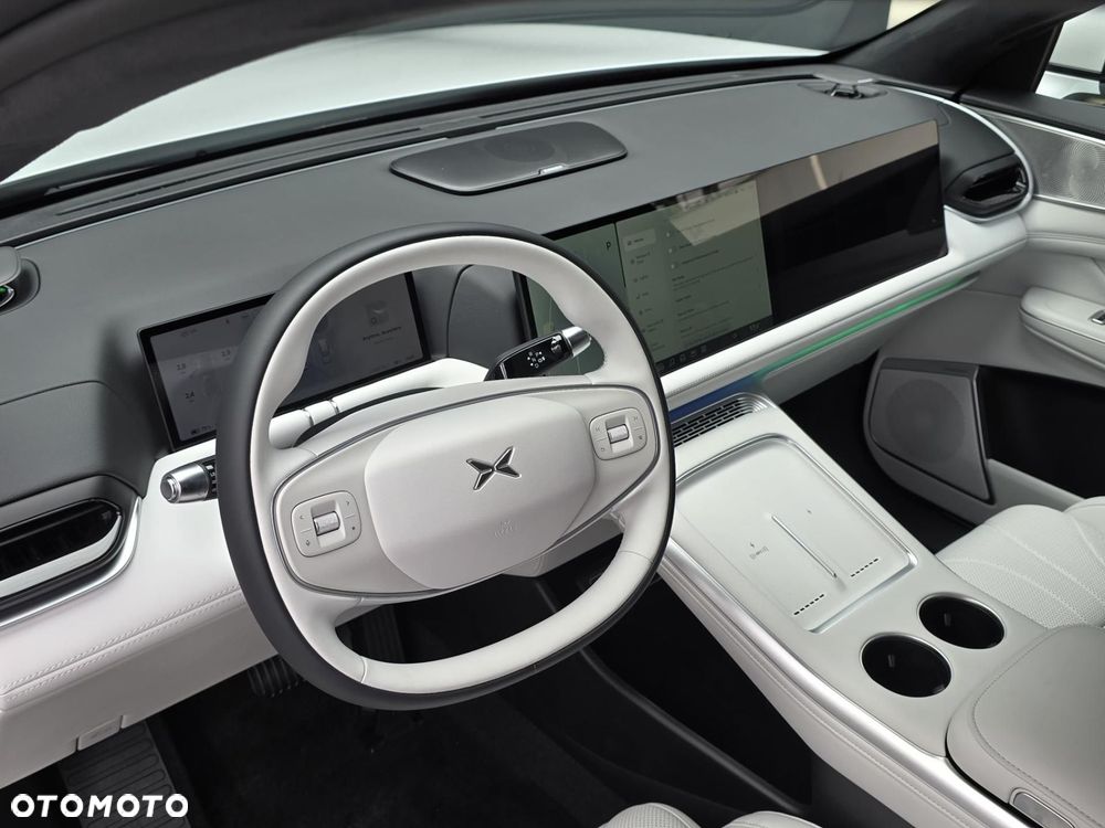 XPeng G9 94.6 kWh AWD Performance - 11