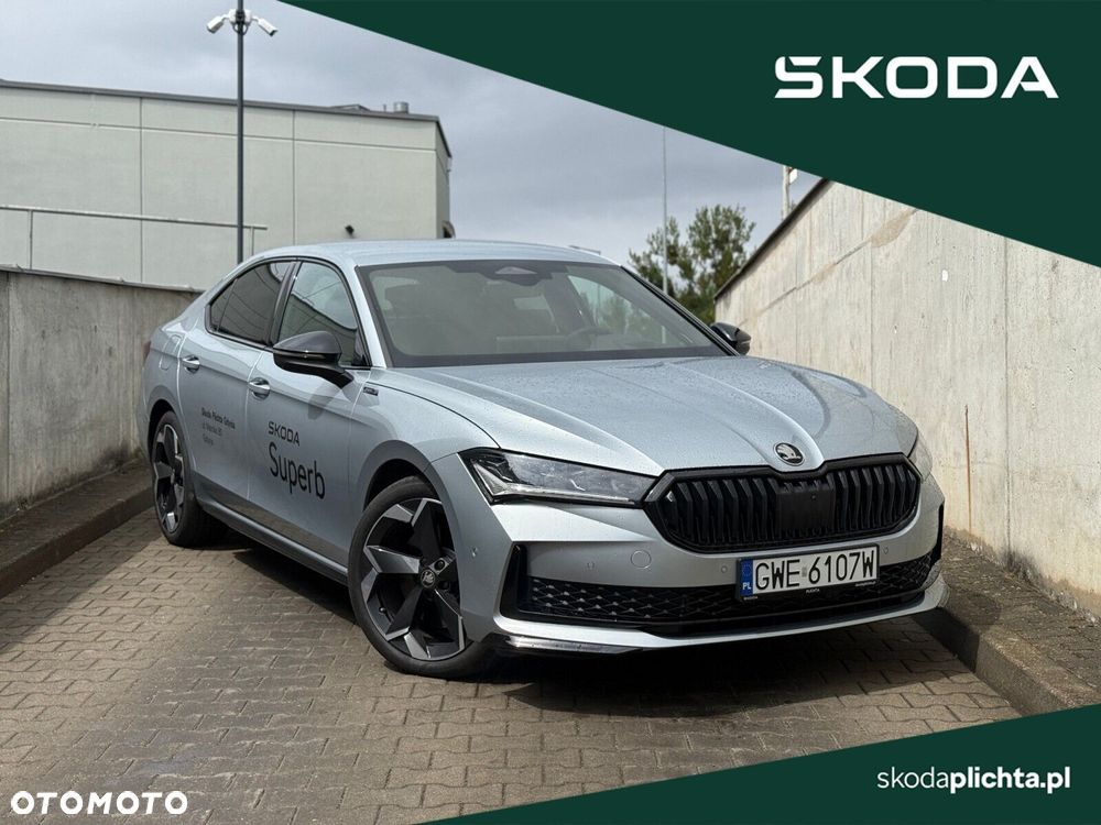 Skoda Superb 2.0 TDI SCR 4x4 Sportline DSG - 2