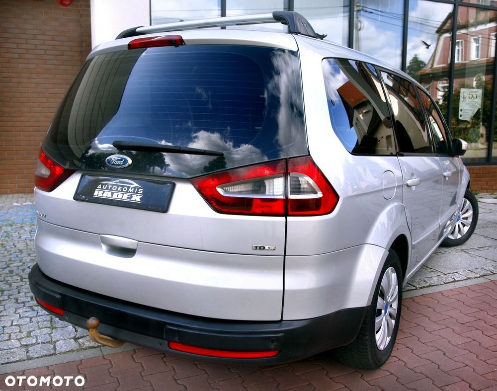 Ford Galaxy 2.0 TDCi Ambiente - 25