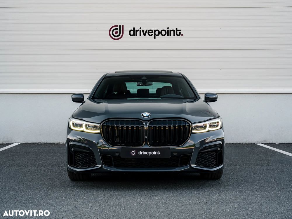 BMW Seria 7 730d xDrive MHEV - 3