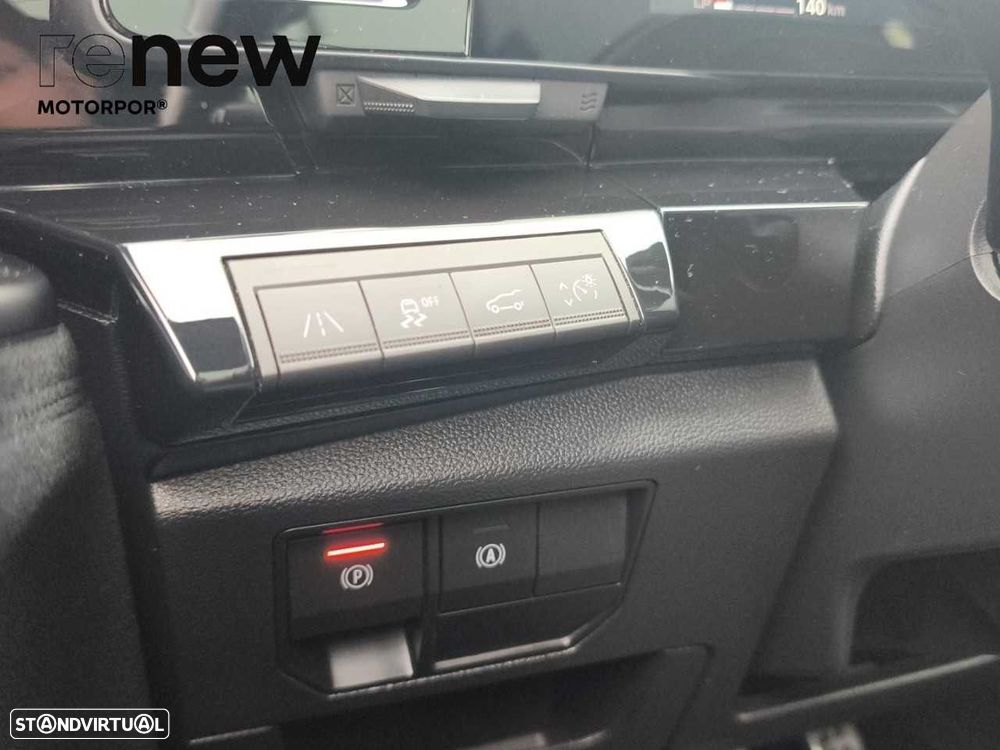 Renault Austral 1.2 E-Tech Iconic Espirit - 17