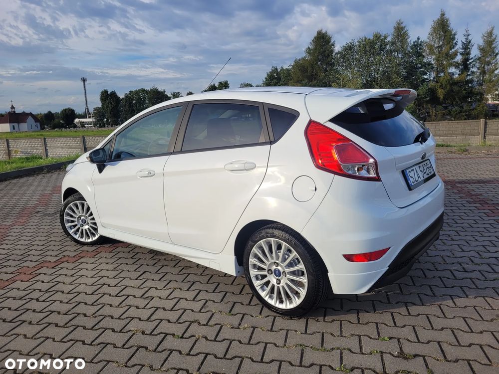 Ford Fiesta - 9