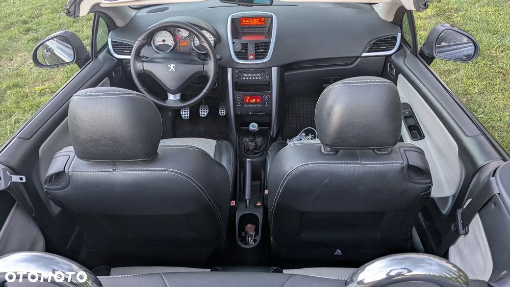 Peugeot 207 CC - 2