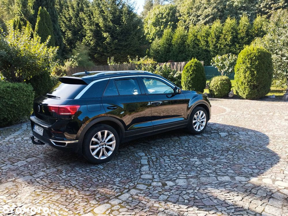 Volkswagen T-Roc - 10