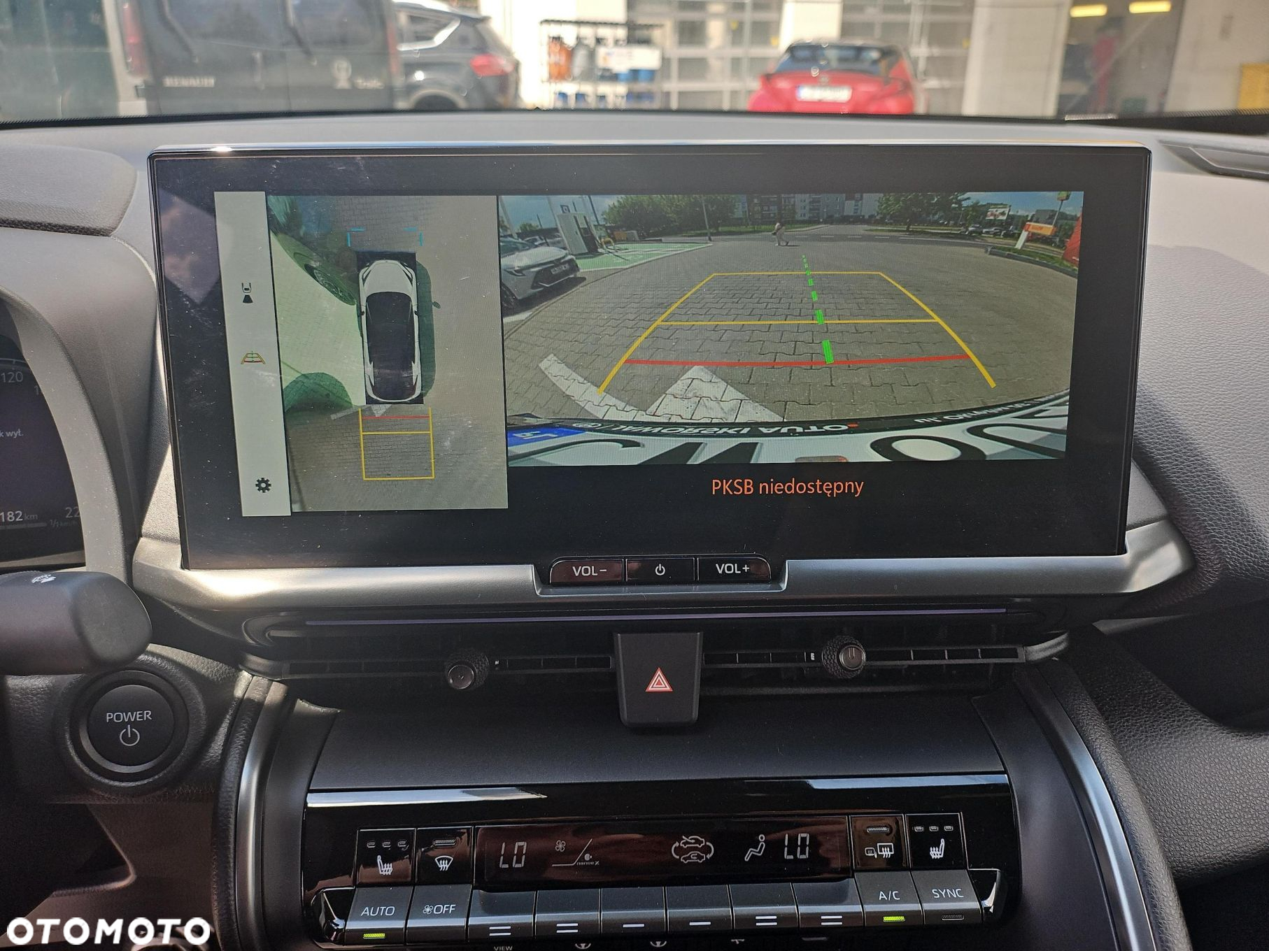 Toyota C-HR - 21