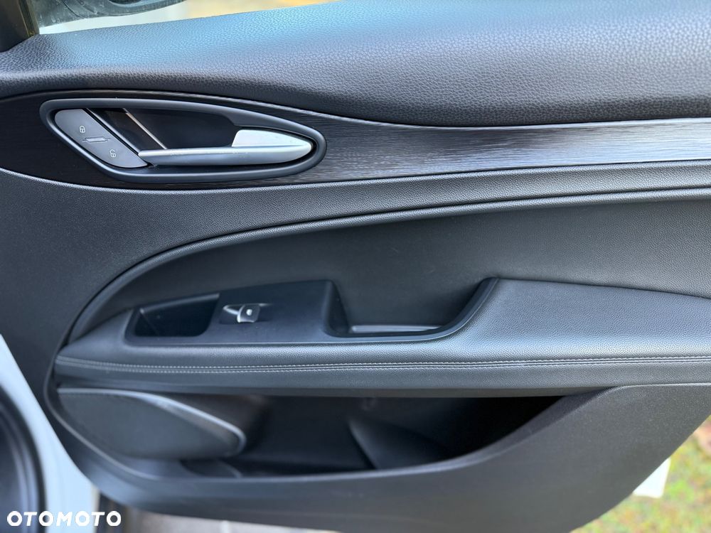 Alfa Romeo Stelvio 2.0 Turbo Q4 - 15