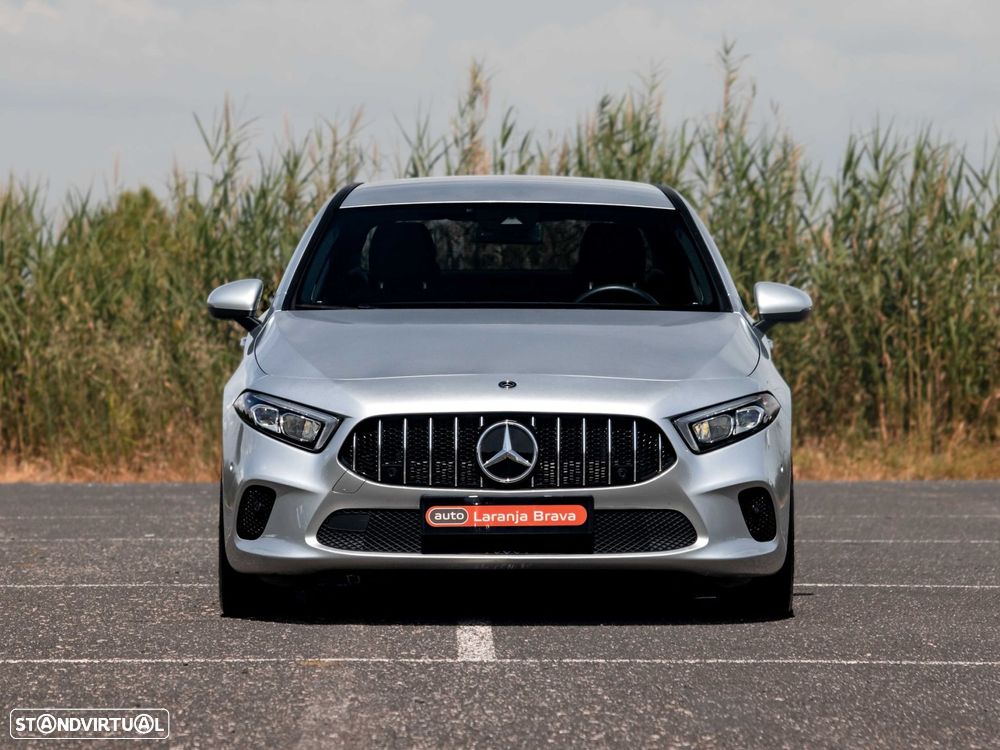 Mercedes-Benz A 180 Limousine d Progressive Aut. - 12