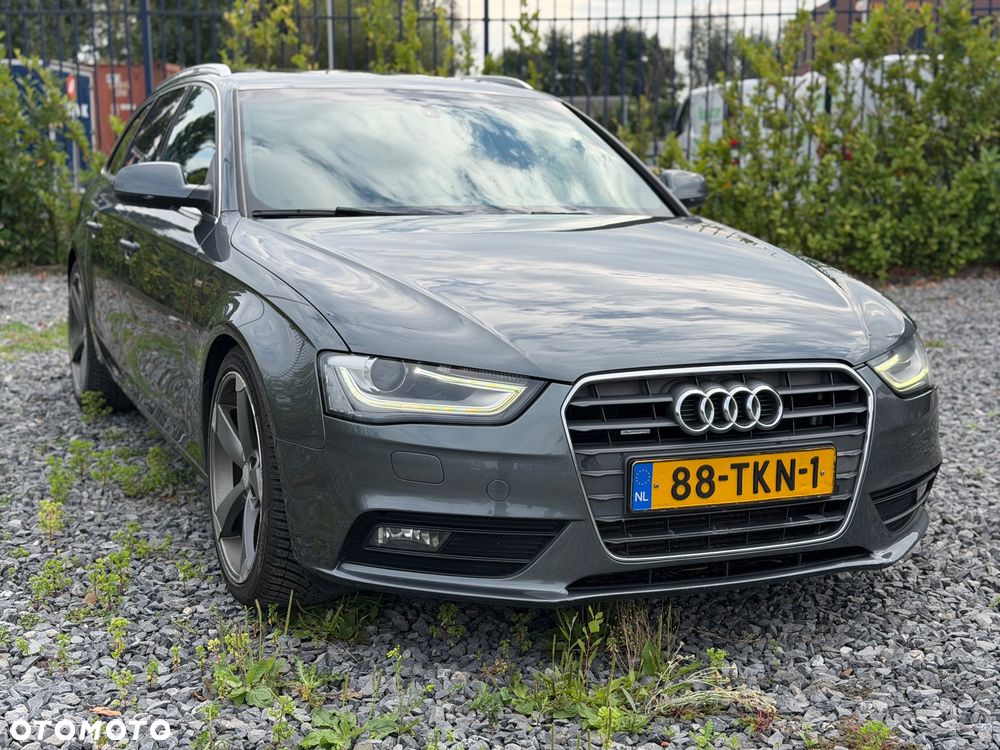 Audi A4 Avant 2012 photo 3