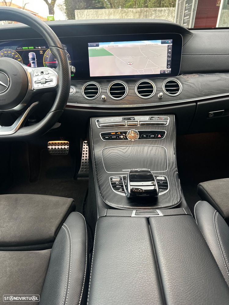 Mercedes-Benz E 300 e AMG Line - 19