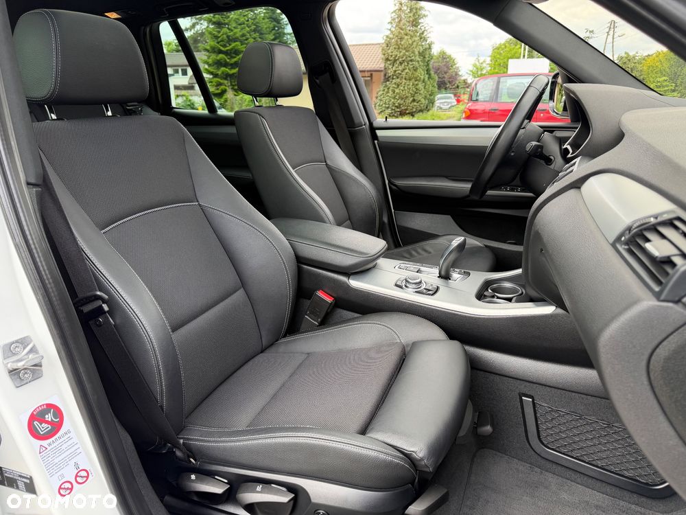 BMW X3 xDrive20d - 28