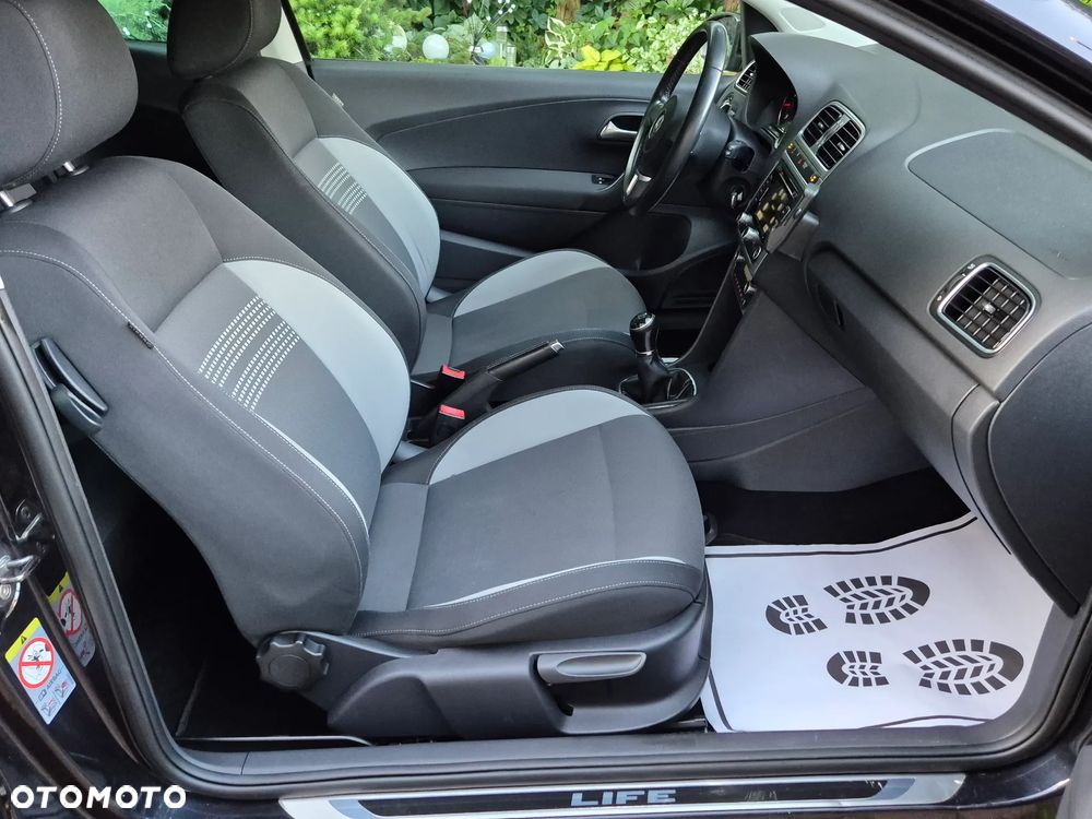 Volkswagen Polo 1.2 Life - 8