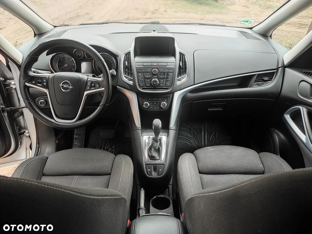 Opel Zafira 2.0 CDTI Cosmo - 8