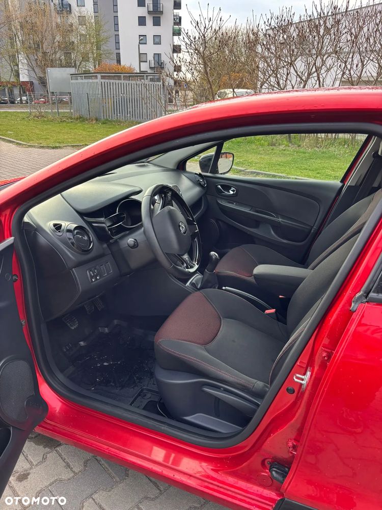 Renault Clio 1.2 16V Business - 10