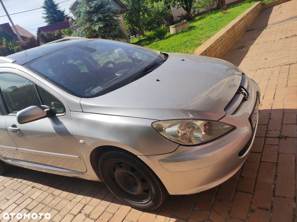 Peugeot Inny - 8