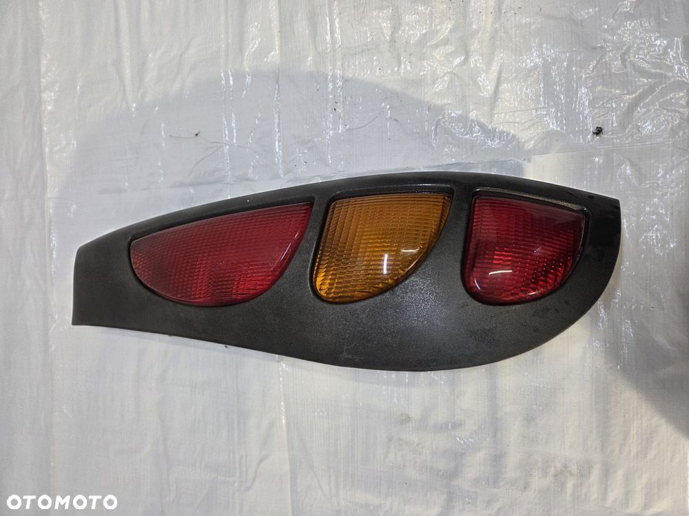 LAMPA TYLNA TYŁ LEWA FIAT MAREA 39570748 - 1