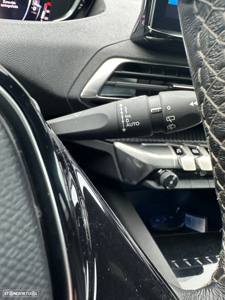 Peugeot 3008 PureTech 130 Stop & Start GPF Allure Business-Pack - 14