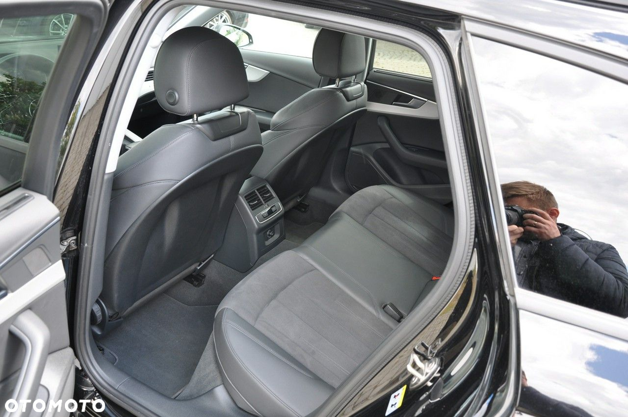 Audi A4 Avant 40 TDI quattro S tronic - 26